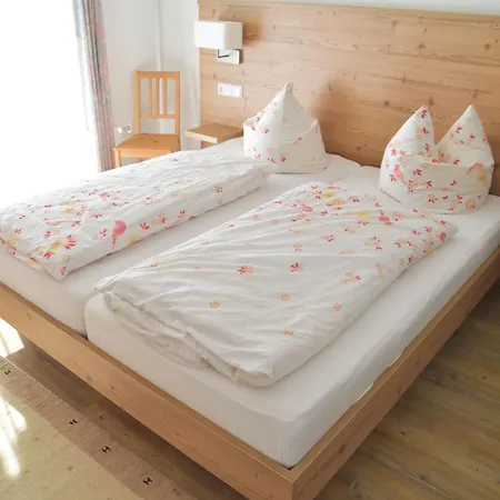 Lena Casa de hóspedes 3*