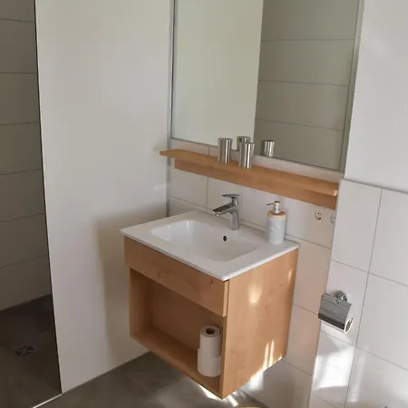 Lena 3*
